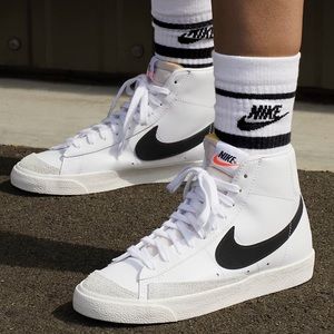 NIKE BLAZER MID '77 VINTAGE SHOES